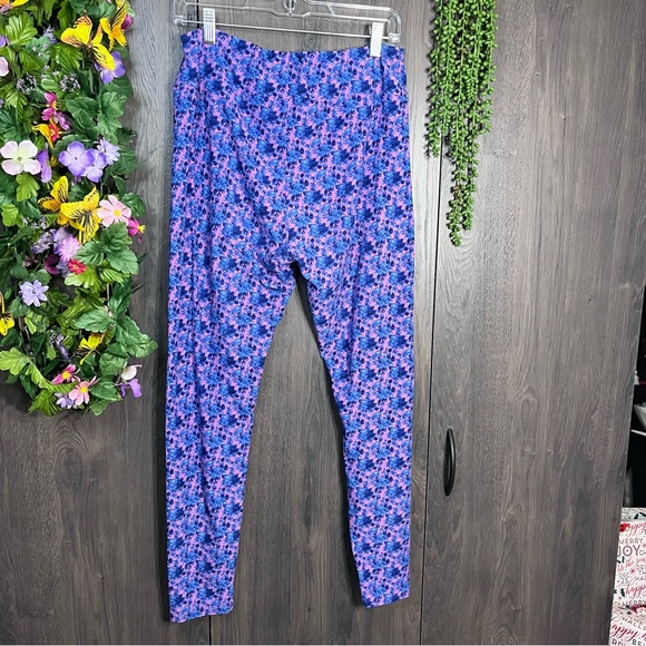 🌼3/$30🌼Lularoe Tall & Curvy One Size Printed Leggings - Picture 9 of 15